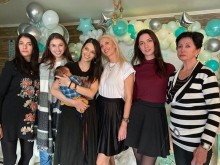 Луиза Григорова събра бабите на погача