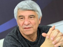 Проф. Павлов: Всички в Северна Македония знаят за своето българско минало