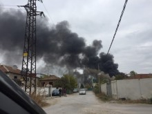 Ексклузивно: Поредица от зловещи гърмежи и огромен пожар в Катуница!