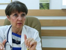 Д-р Ангелова: Това, че си COVID положителен, не значи, че животът свършва