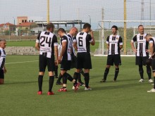 Заради COVID-19 отложиха областния финал между ветераните на Асеновец и Локо