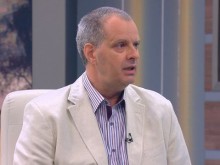 Скандал с наш учен, който твърди, че у нас няма коронавирус, защото липсвали 5G антени