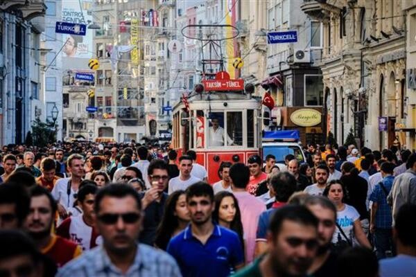 В края на 2019 Турция бе шокирана от серия самоубийства на семейства