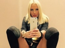 Чалгарки показват бельо и срамотии на сцената! Рекордьор е Камелия