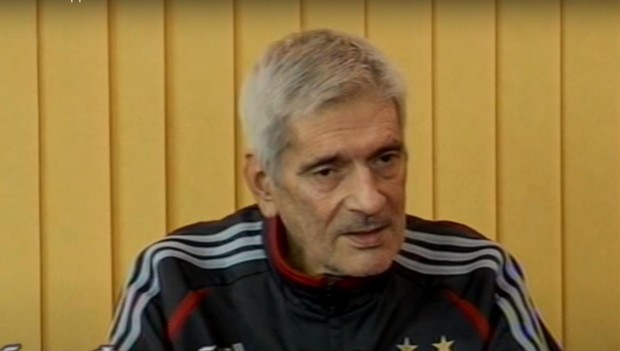 Разорен и забравен на 66 годишна възраст си замина бившият футболен