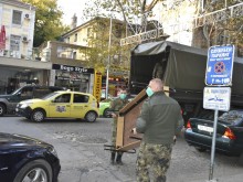Военните докараха легла в "Свети Мина"