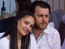 След години бурна любов и дете, Мариана Попова се омъжва за Плачков