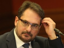Пoлитолог за ветото за Северна Македония: Не разбирам защо го направихме