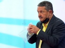 Климатологът Рачев показа нагледно заради коя фатална грешка можем да се заразим в магазина