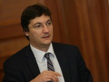 Зарков от БСП: До дни внасяме жалбата до Конституционния съд заради карантинирани депутати, осигуряващи кворума в парламента онлайн