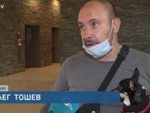 Млад българин откровено: Нося маска, за да не ми мрънкат