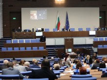 РЗИ ще връчва предписание за карантина с SMS или e-mail