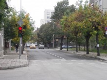 Куп ремонти по пътищата из целия град