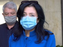 Иванка Киркова: Гласувах "въздържал се" за онлайн обучението