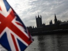 Нови правила за пристигащите във Великобритания