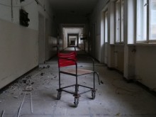 Престъпници! Вижте трагедията на болницата, която можеше да спаси хиляди българи точно сега!