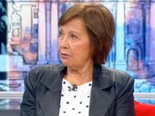Доц. Велизарова: Не трябваше да излизат щабове и да повтарят колко е страшна болестта