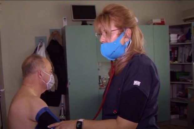 Пациент от Варна и неговият лекуващ лекар станаха герои в
