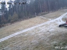 Сняг заваля и на "Хижа Здравец"