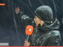 На Шипка е страшно: Много сняг, вятър 120 км/ч и нулева видимост!