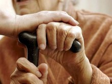 Чувствително се вдигат заплатите на служителите в домове за социални услуги