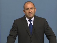Радев засега няма намерение да отлага изборите
