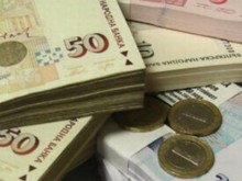 Банковите услуги все по-скъпи, вдигат таксите поголовно насред кризата