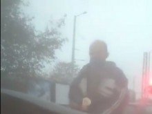 Читател: Някой може да лежи в затвора заради този самоубиец!