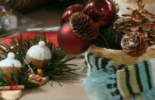 БНТ
Коледен базар с ръчно изработени сувенири от майки на деца