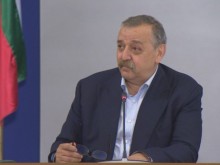 Проф. Кантарджиев каза дали ще се ваксинира