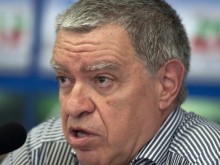 Проф. Константинов: Гласуването с машини крие голям риск