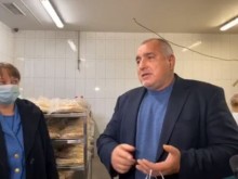Родители до Борисов: Недопустимо е разхлабване на мерките на 21 декември