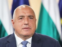 Бойко Борисов ще се ваксинира срещу COVID-19