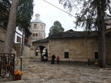 Ремонтират храмове в страната с 2,5 милиона лева