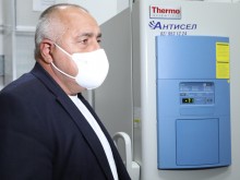 Борисов: Готов съм да се ваксинирам пръв, но ще изчакам реда си