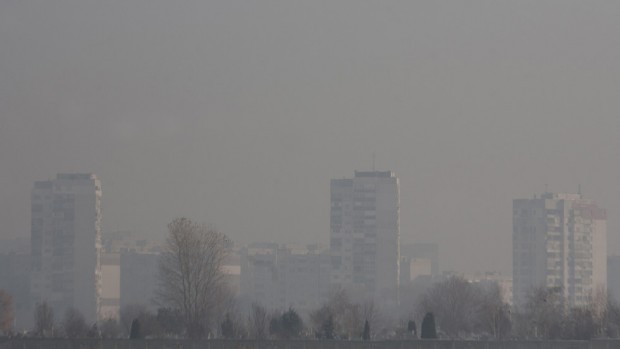 С настъпването на зимния сезон на смога в България експертите