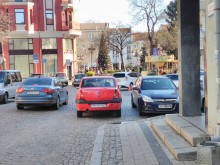 Пловдивчанин: И този трябва да дава пример на обществото!