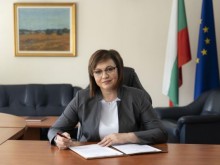 Корнелия Нинова: Много хора имат нужда от подкрепа, ние сме до тях в болниците