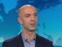 Вирусолог: Да затвориш всичко и всички - това е Средновековие!