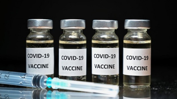 Не, във ваксината за COVID-19 няма микрочип, пише Катрин Ву