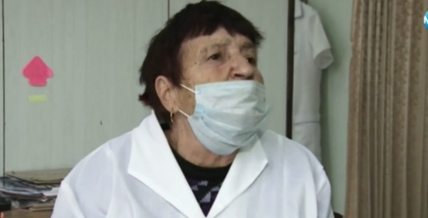 Най възрастната работеща медицинска сестра у нас е на 82 години