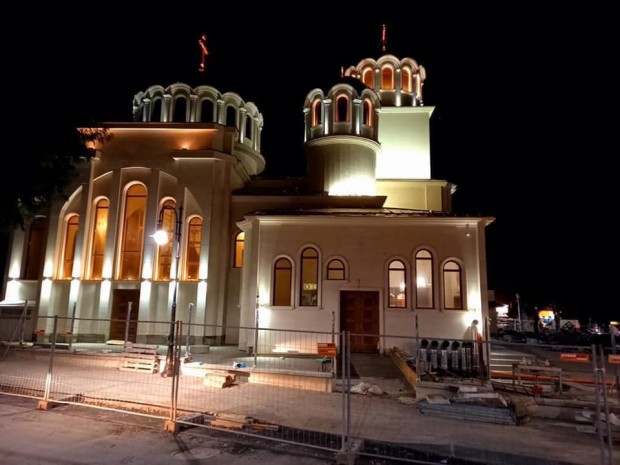 Фейсбук
Към края си е изграждането на новия храм Св. Прокопий