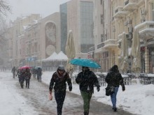 Снегът идва след 2 дни, ще натрупа