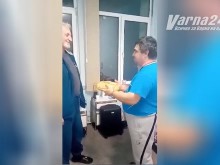 Болни от ковид отделение във Варненско: Посрещнахме Бъдни вечер с ритуал! Тук е хотел "Рай", за нас се грижат ангели!