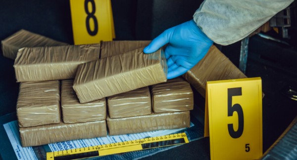 iStock
Над 14 килограма кокаин е открила гръцката полиция в камион,