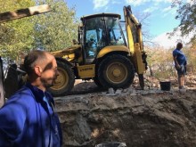Багер на Сахат тепе притесни пловдивчани, ето какво се случва