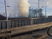Първи кадри от опасния пожар на Бетонния мост
