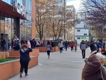 Изненада! Отварят някои от магазините в "Гранд", "Форум" и "Хали"