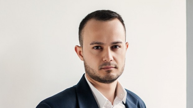 Математикът Вeлков: Връщането на учениците в клас е огромен риск