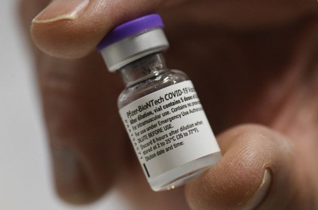 Втората партида ваксини на Пфайзер пристигна в РЗИ Варна Доставени